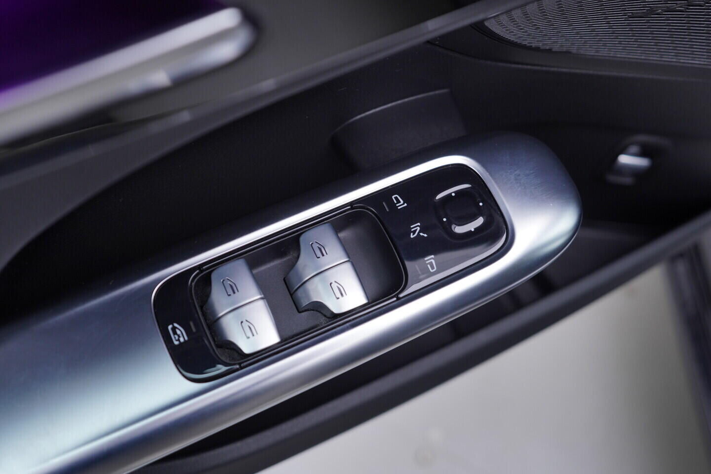 OV190V11116_20.webp_TŘÍDY C C200  . 120 kW automat, DPH