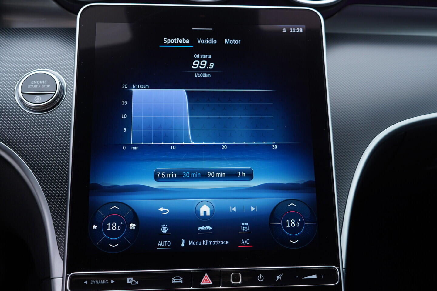 OV190V11116_38.webp_TŘÍDY C C200  . 120 kW automat, DPH