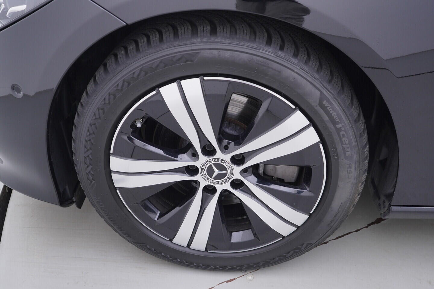 OV190V11116_50.webp_TŘÍDY C C200  . 120 kW automat, DPH