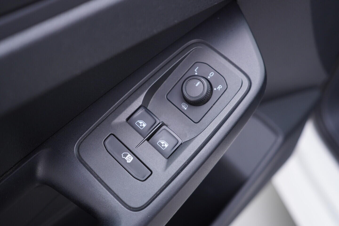 OV190V11117_20.webp_CADDY  1.5 TSI 84 kW manuál, DPH