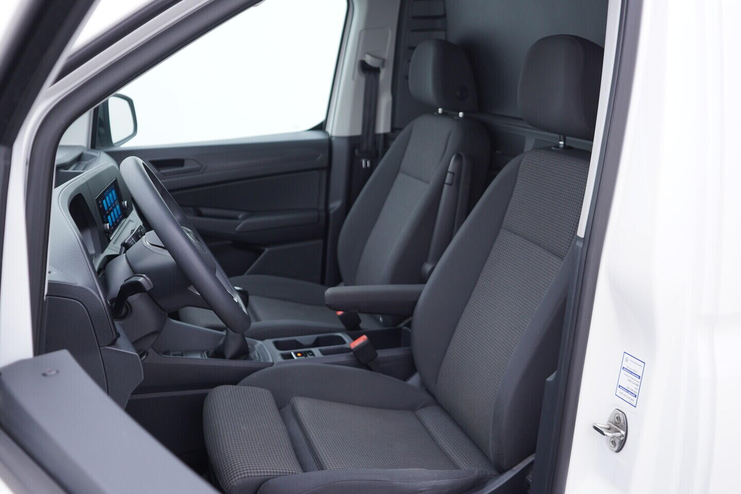 OV190V11117_24.webp_CADDY  1.5 TSI 84 kW manuál, DPH