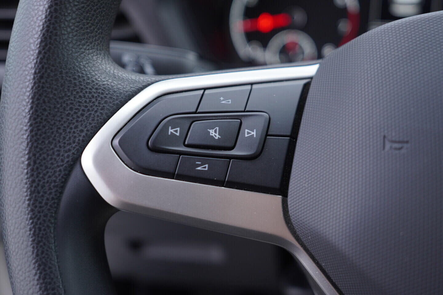 OV190V11117_26.webp_CADDY  1.5 TSI 84 kW manuál, DPH