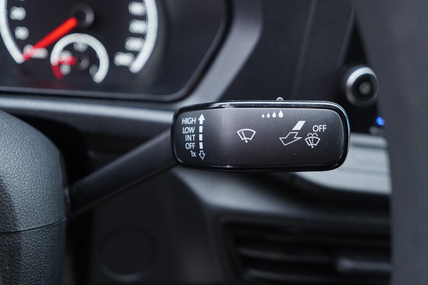 OV190V11117_29.webp_CADDY  1.5 TSI 84 kW manuál, DPH