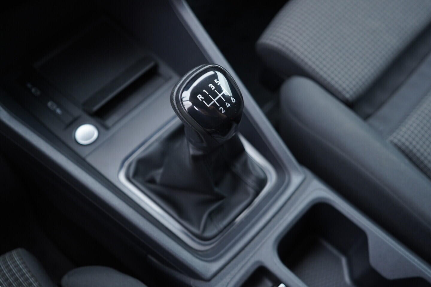 OV190V11117_40.webp_CADDY  1.5 TSI 84 kW manuál, DPH