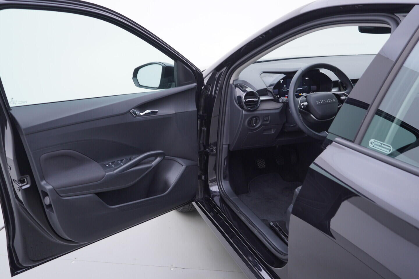 OV190V11118_18.webp_FABIA Selection 1.0 TSI 70 kW manuál, DPH