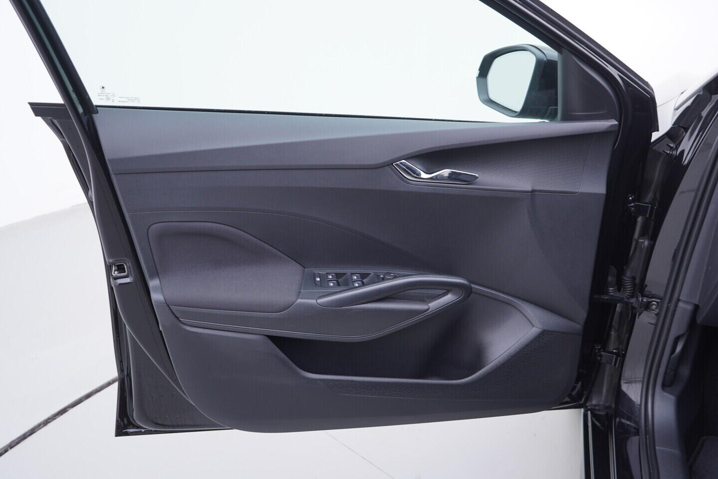 OV190V11118_19.webp_FABIA Selection 1.0 TSI 70 kW manuál, DPH