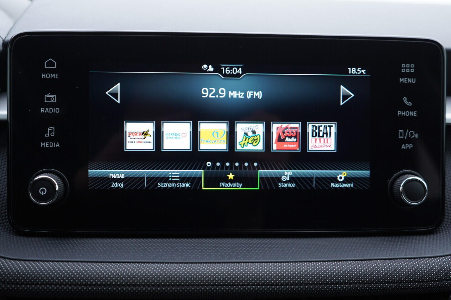 OV190V11118_28.webp_FABIA Selection 1.0 TSI 70 kW manuál, DPH