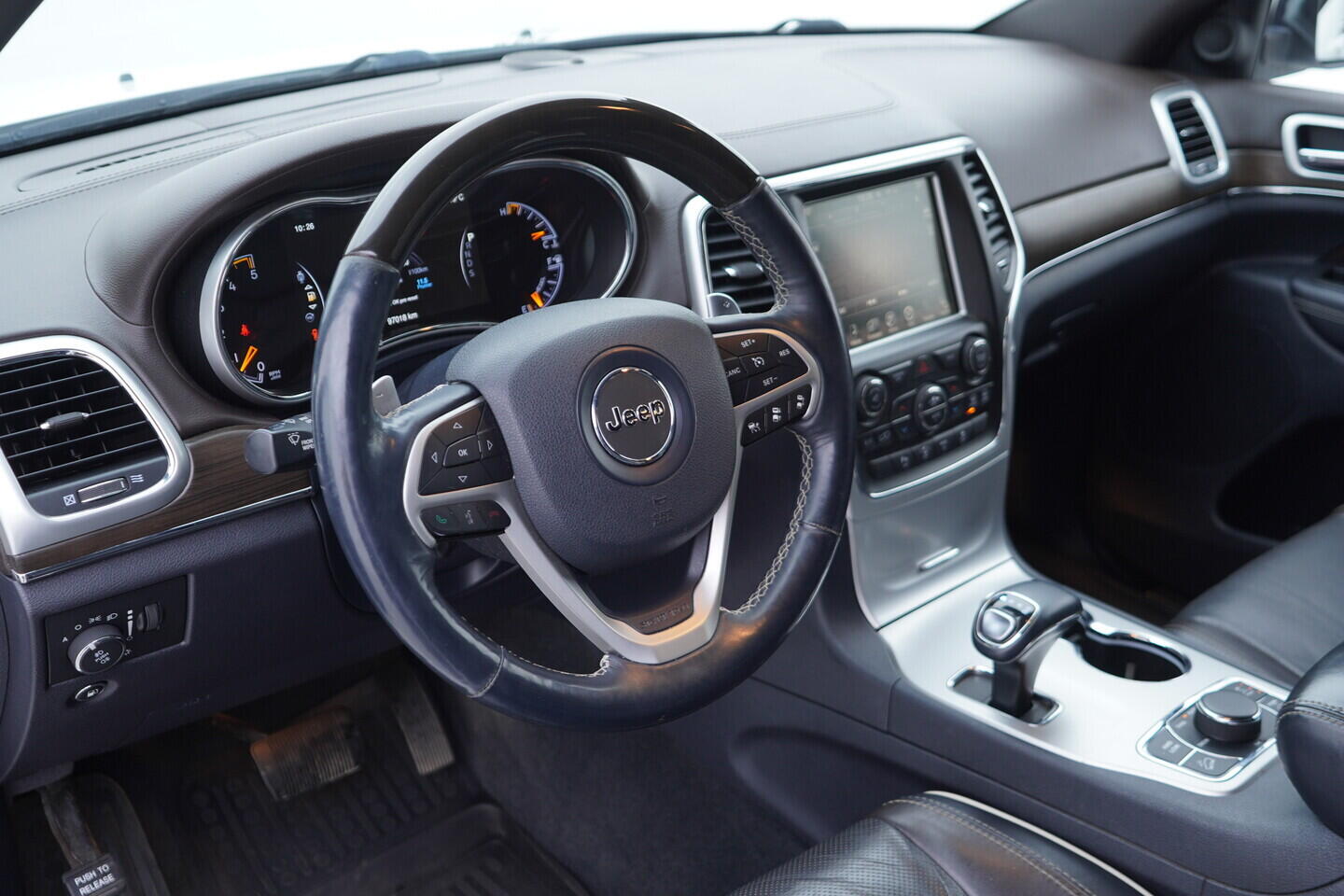 OV190V11119_19.webp_GRAND CHEROKEE  3.0 CRDi 184 kW automat, DPH