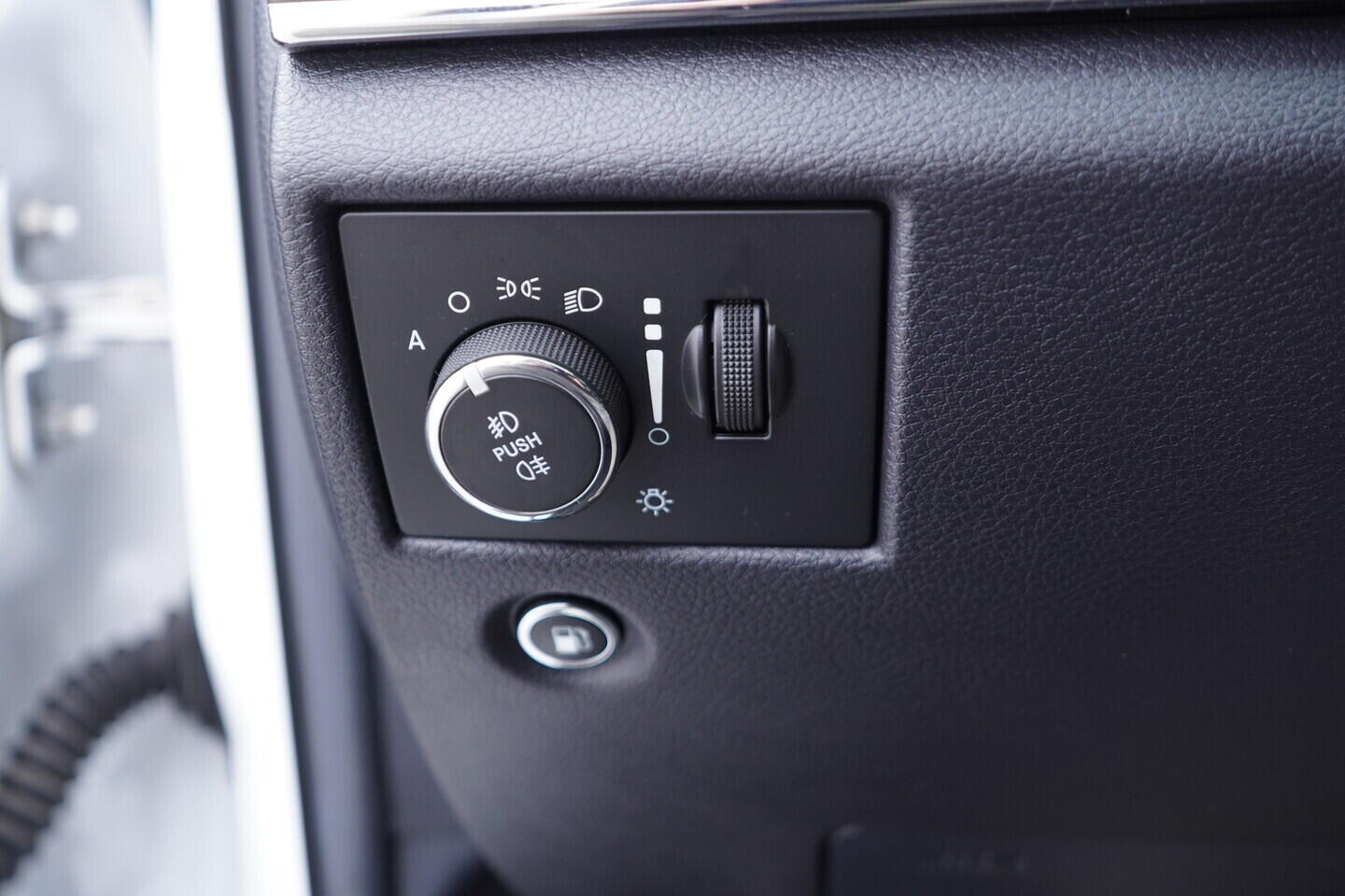 OV190V11119_25.webp_GRAND CHEROKEE  3.0 CRDi 184 kW automat, DPH