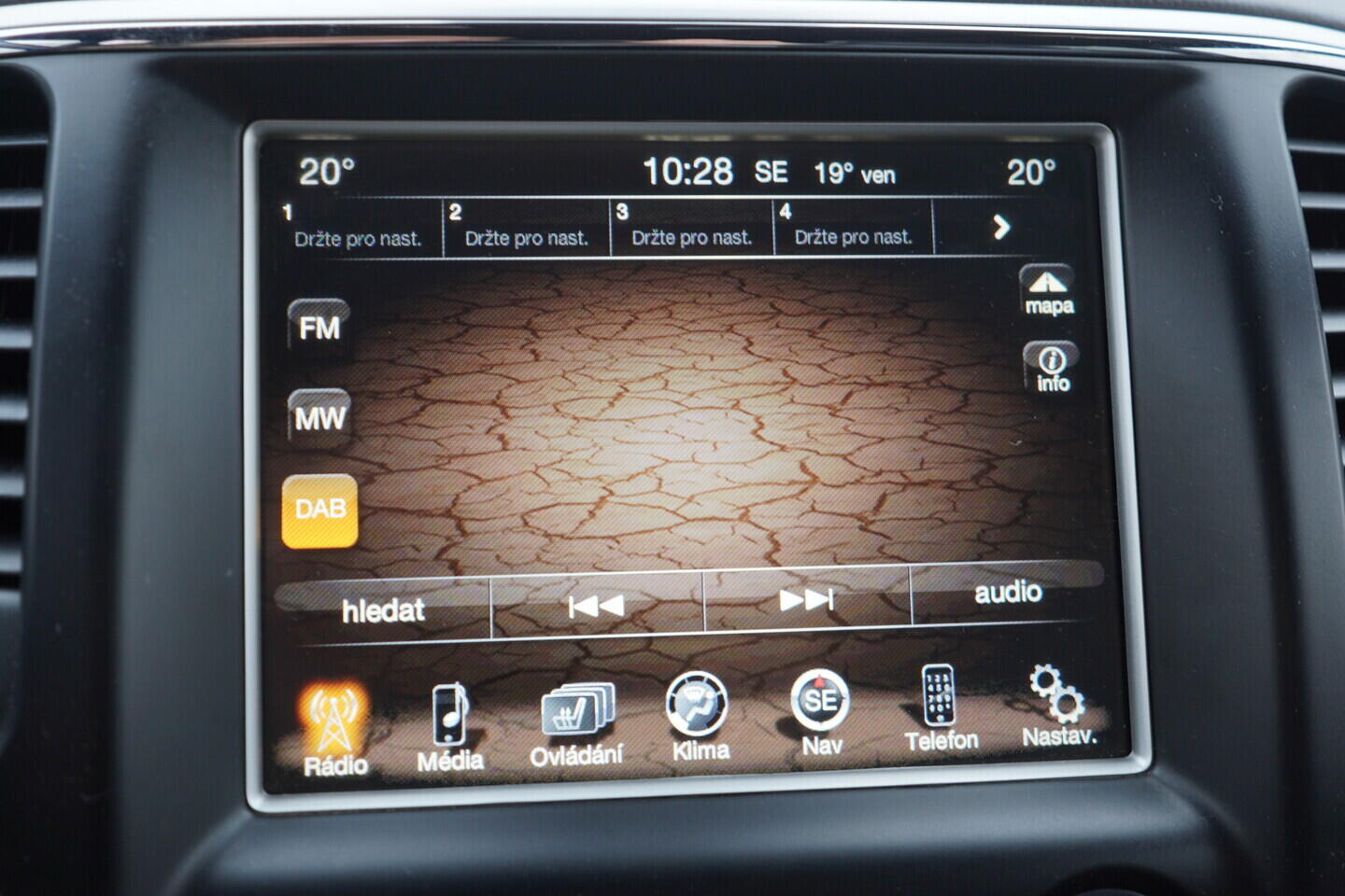 OV190V11119_29.webp_GRAND CHEROKEE  3.0 CRDi 184 kW automat, DPH