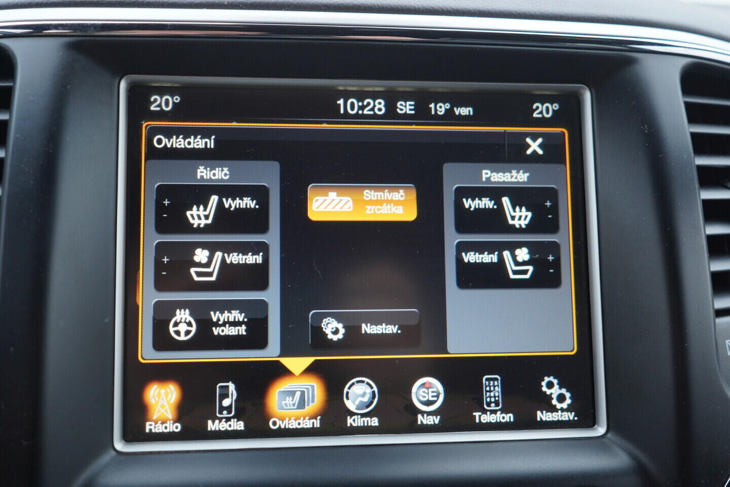 OV190V11119_30.webp_GRAND CHEROKEE  3.0 CRDi 184 kW automat, DPH