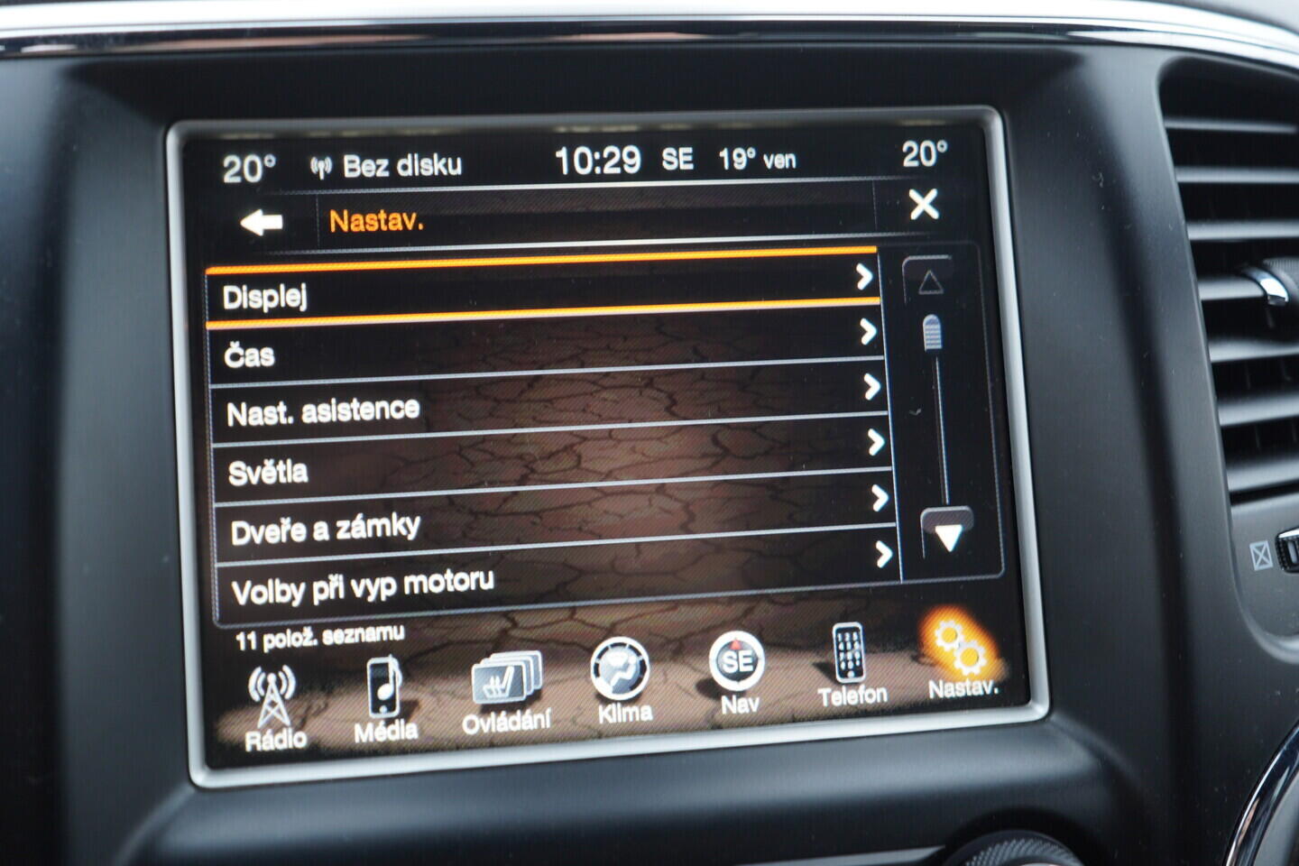 OV190V11119_34.webp_GRAND CHEROKEE  3.0 CRDi 184 kW automat, DPH