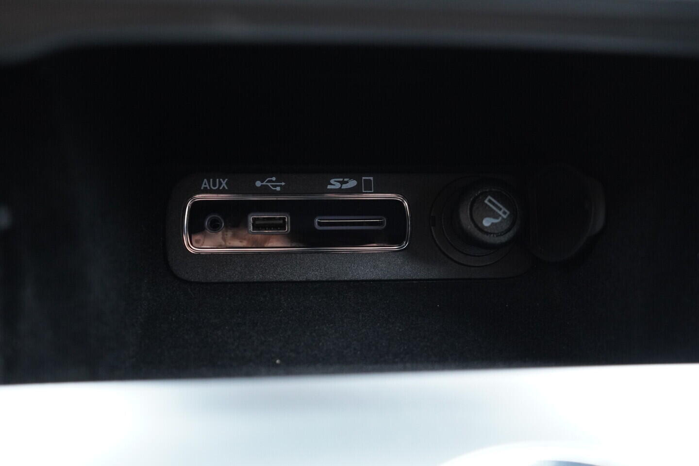 OV190V11119_39.webp_GRAND CHEROKEE  3.0 CRDi 184 kW automat, DPH