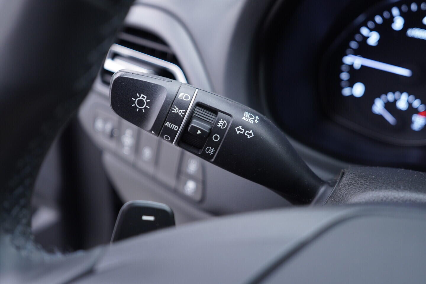 OV190V11120_23.webp_I30 Smart 1.0 T-GDI 88 kW automat