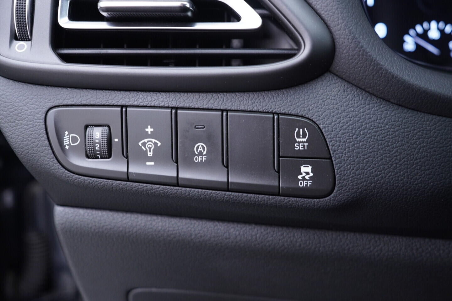 OV190V11120_27.webp_I30 Smart 1.0 T-GDI 88 kW automat