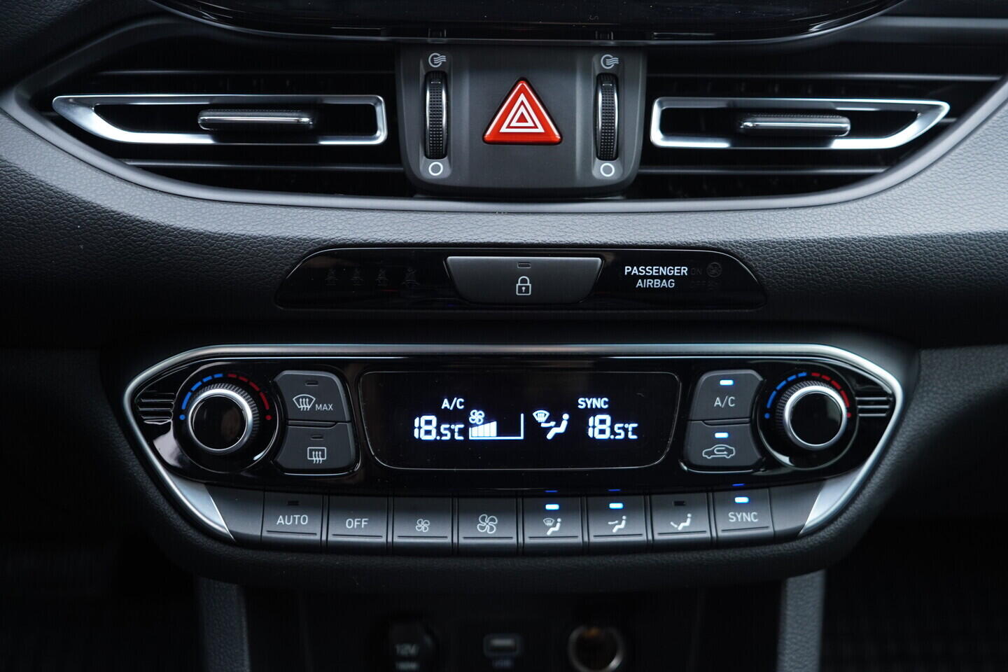 OV190V11120_33.webp_I30 Smart 1.0 T-GDI 88 kW automat