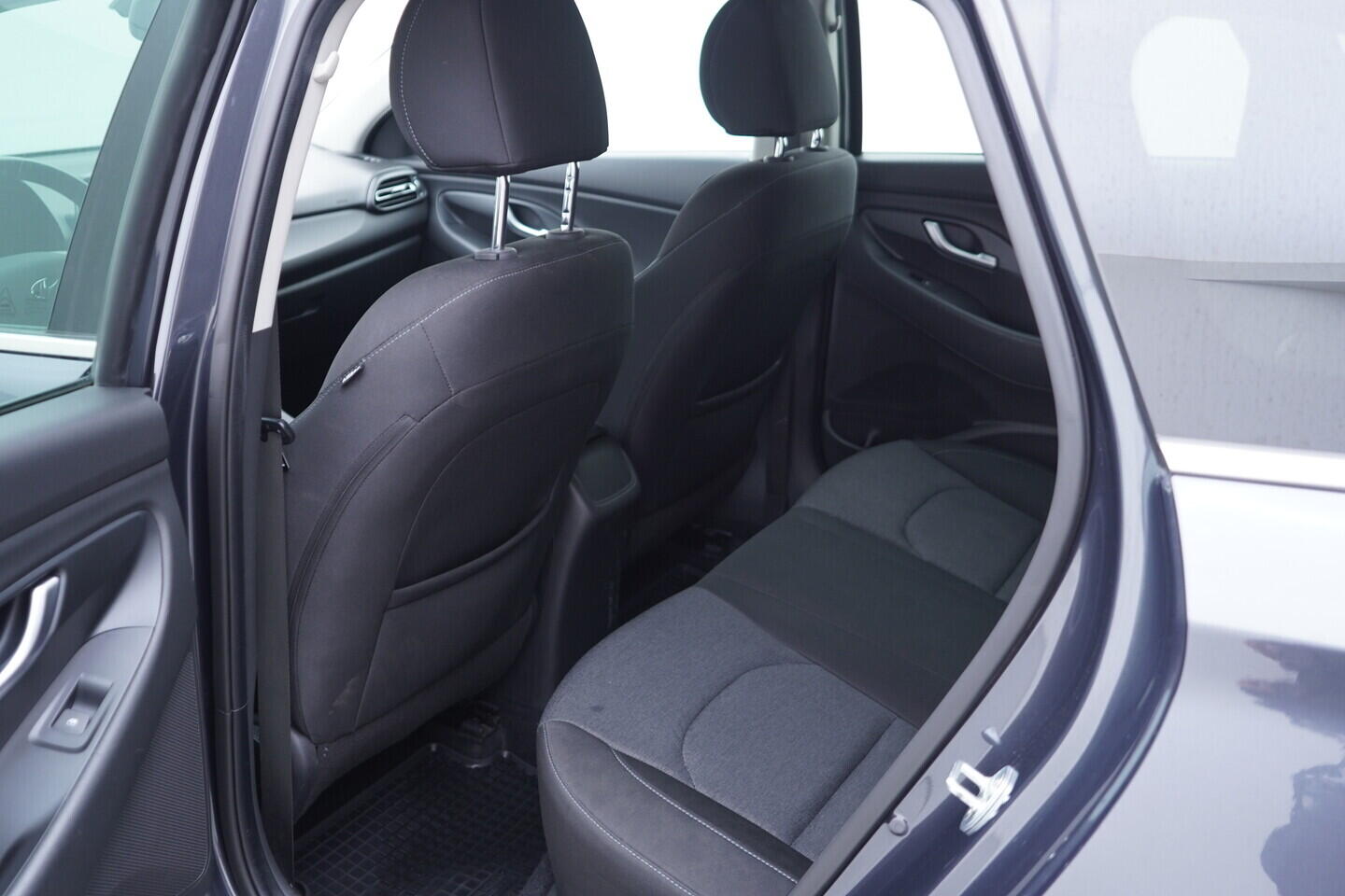 OV190V11120_36.webp_I30 Smart 1.0 T-GDI 88 kW automat