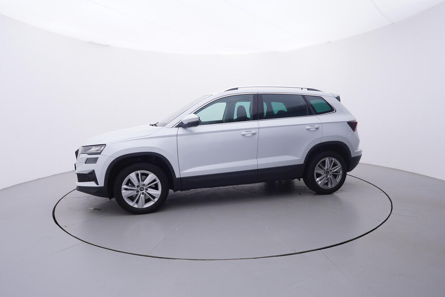 OV190V11122_11.webp_KAROQ Selection 1.5 TSI 110 kW automat, DPH