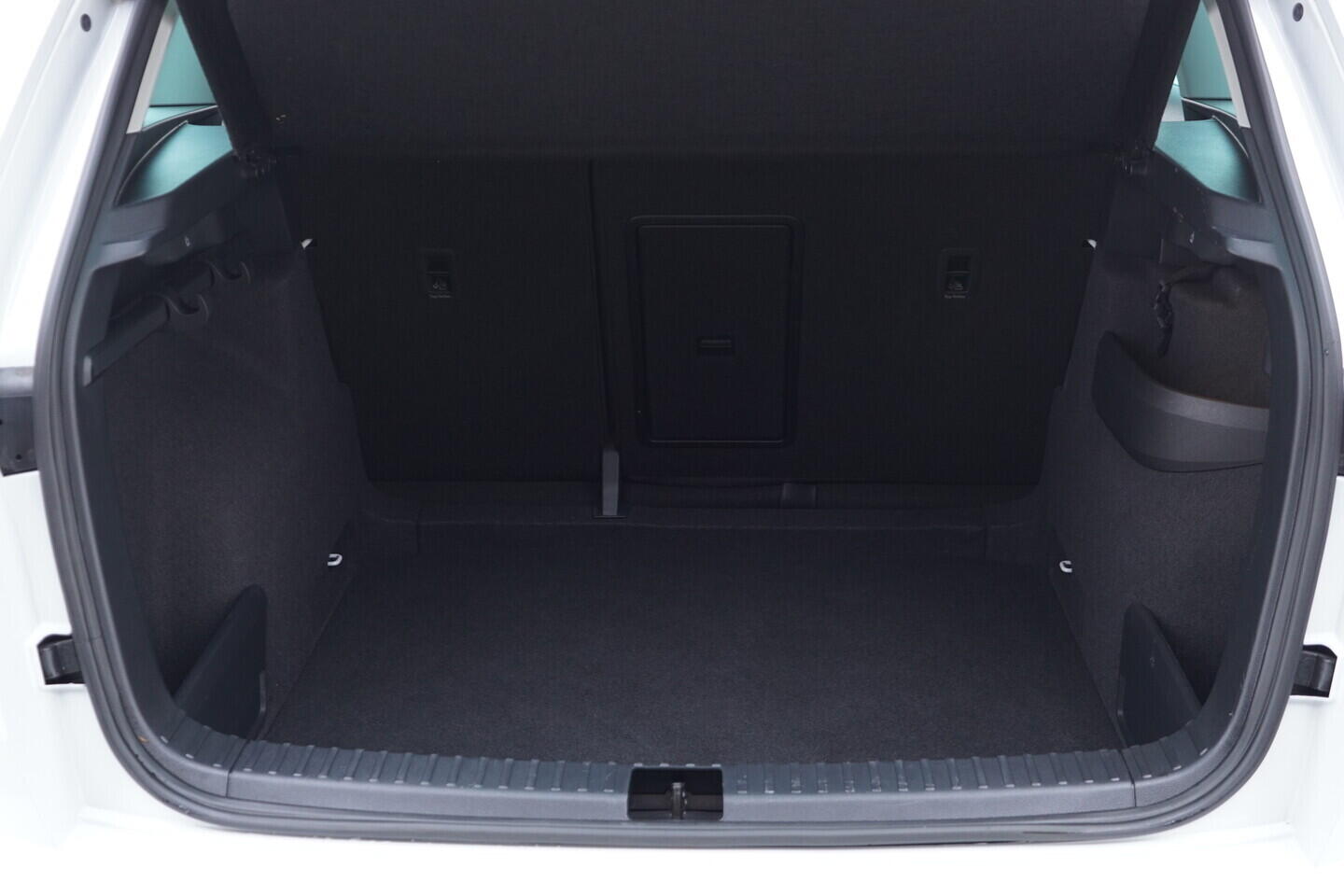 OV190V11122_40.webp_KAROQ Selection 1.5 TSI 110 kW automat, DPH