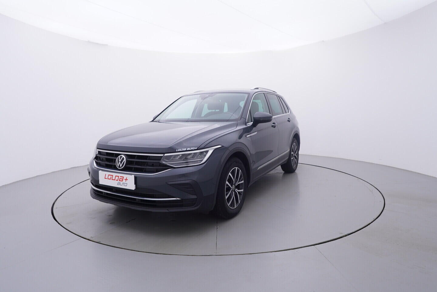 OV190V11123_10.webp_TIGUAN Life 1.5 TSI 110 kW manuál