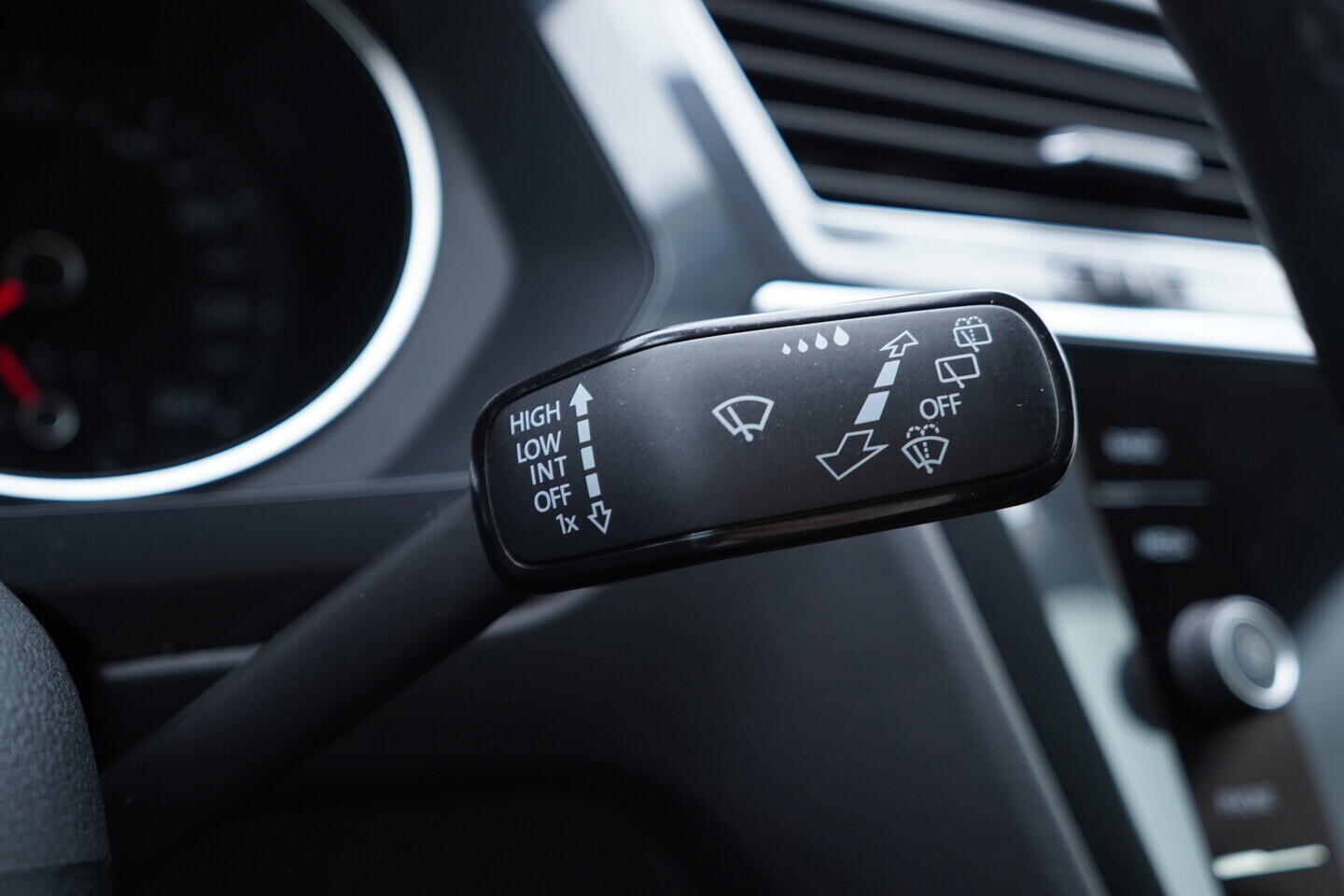 OV190V11123_29.webp_TIGUAN Life 1.5 TSI 110 kW manuál