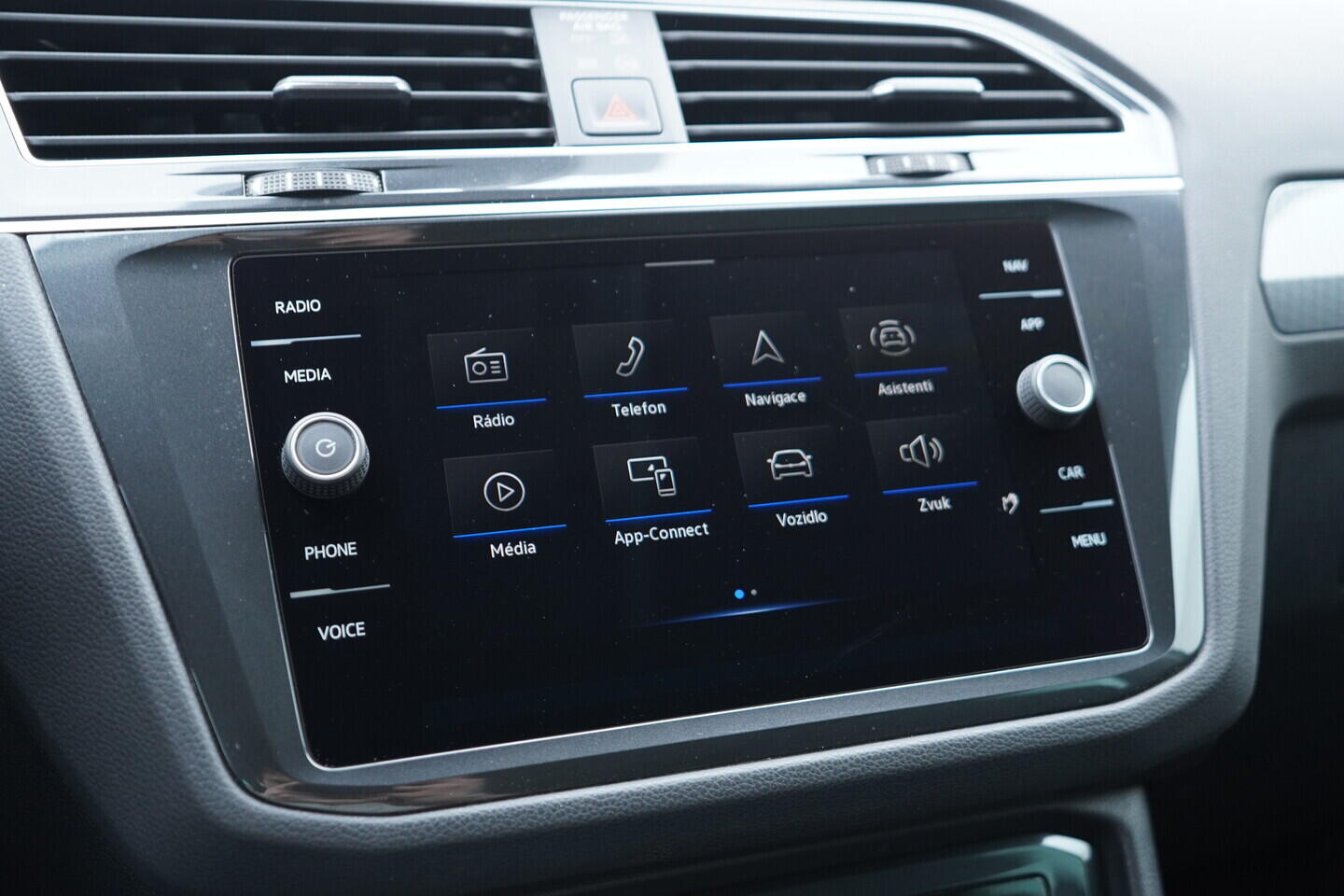 OV190V11123_30.webp_TIGUAN Life 1.5 TSI 110 kW manuál