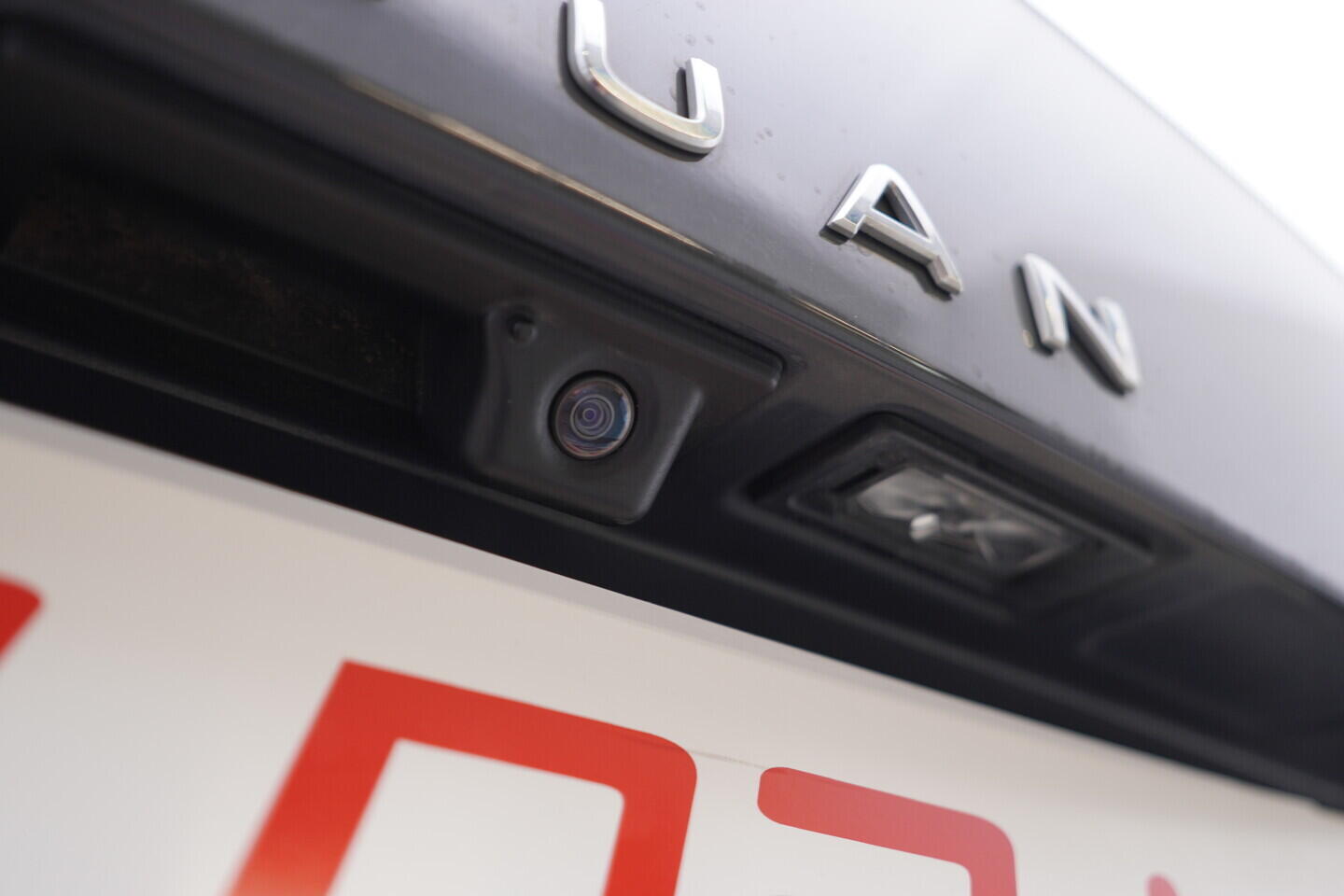 OV190V11123_40.webp_TIGUAN Life 1.5 TSI 110 kW manuál