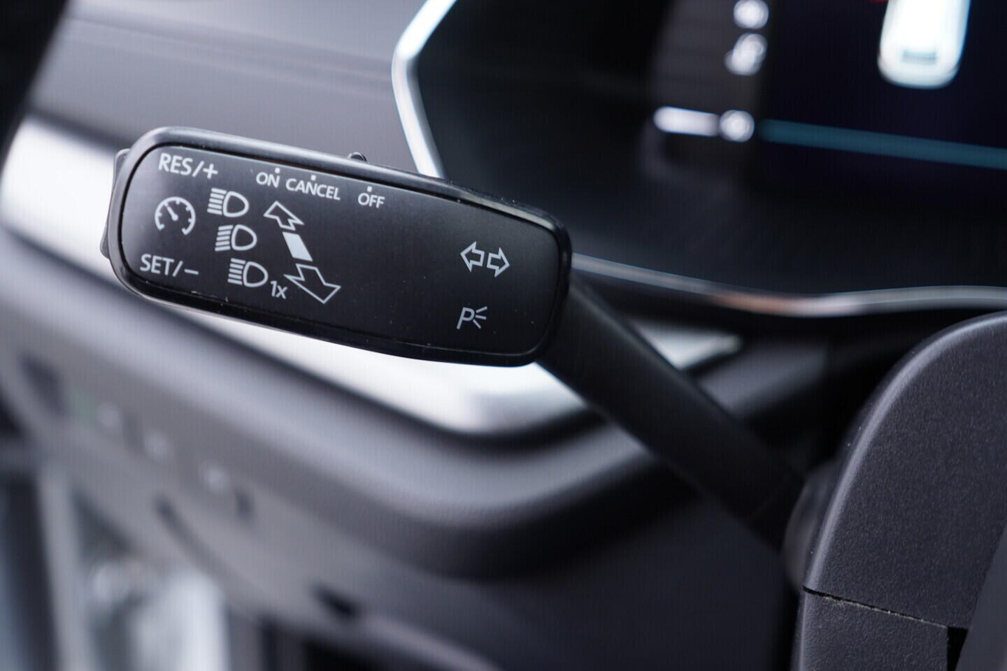 OV190V11125_23.webp_OCTAVIA Ambition 1.5 TSI 110 kW manuál, DPH