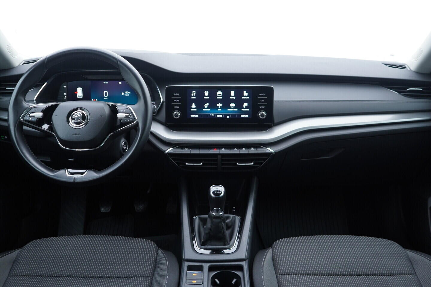 OV190V11125_25.webp_OCTAVIA Ambition 1.5 TSI 110 kW manuál, DPH