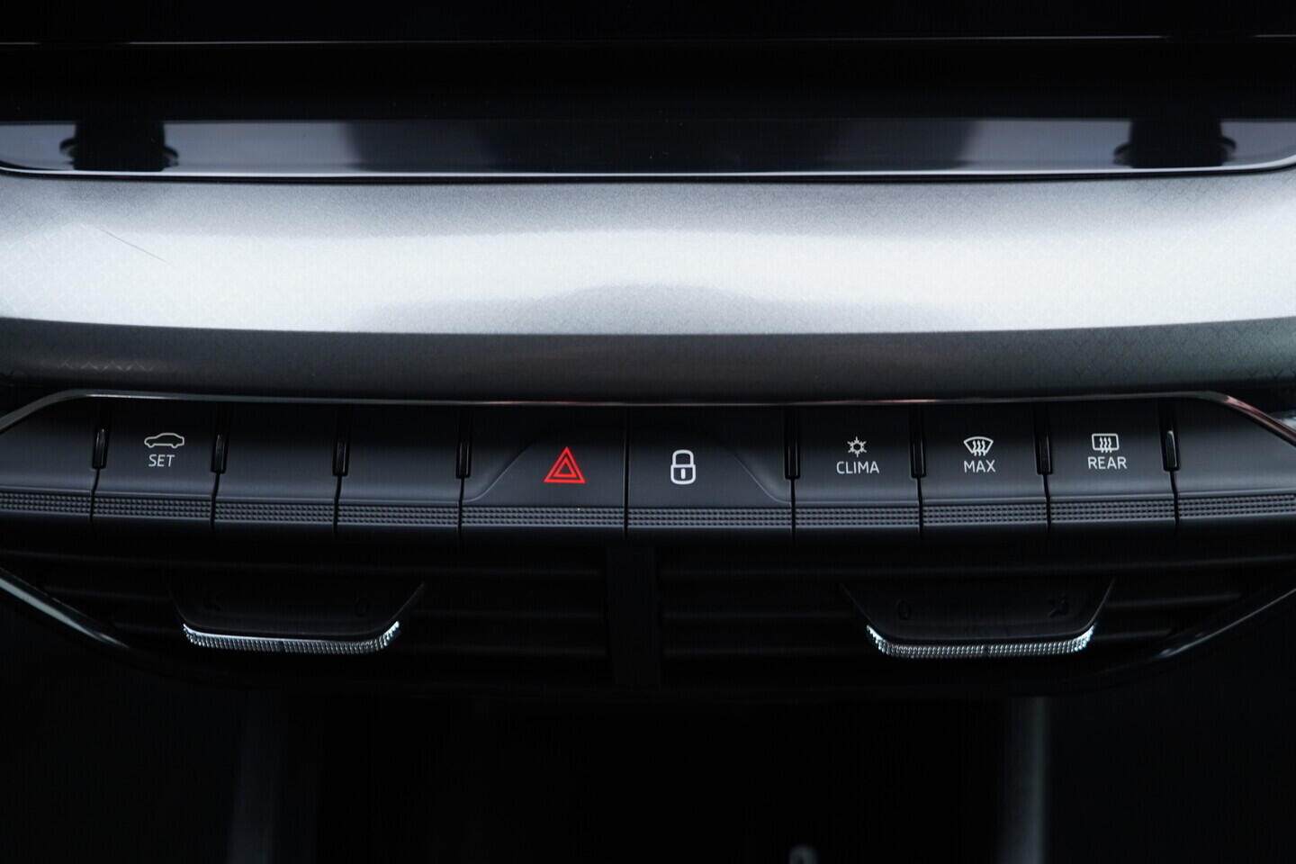 OV190V11125_31.webp_OCTAVIA Ambition 1.5 TSI 110 kW manuál, DPH