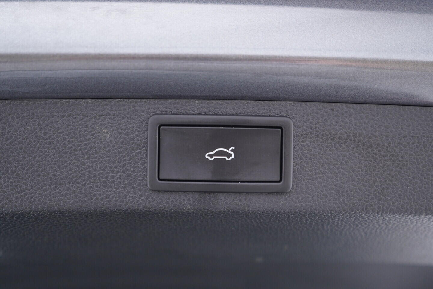 OV190V11126_39.webp_KAROQ Selection 1.5 TSI 110 kW automat, DPH