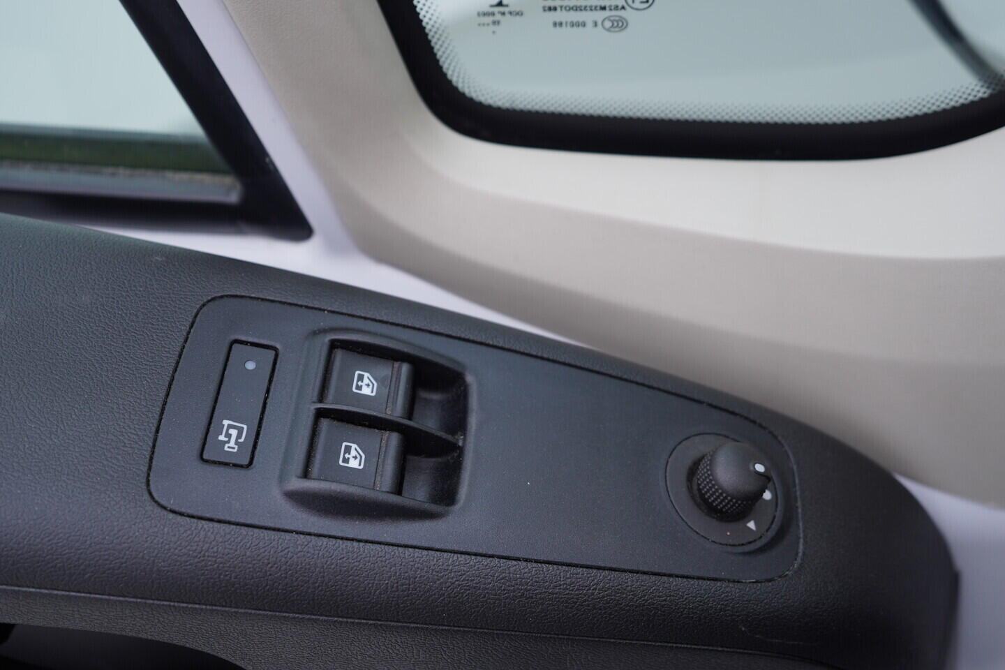 OV190V11127_20.webp_DUCATO  2.3 2.3 140 103 kW manuál, DPH