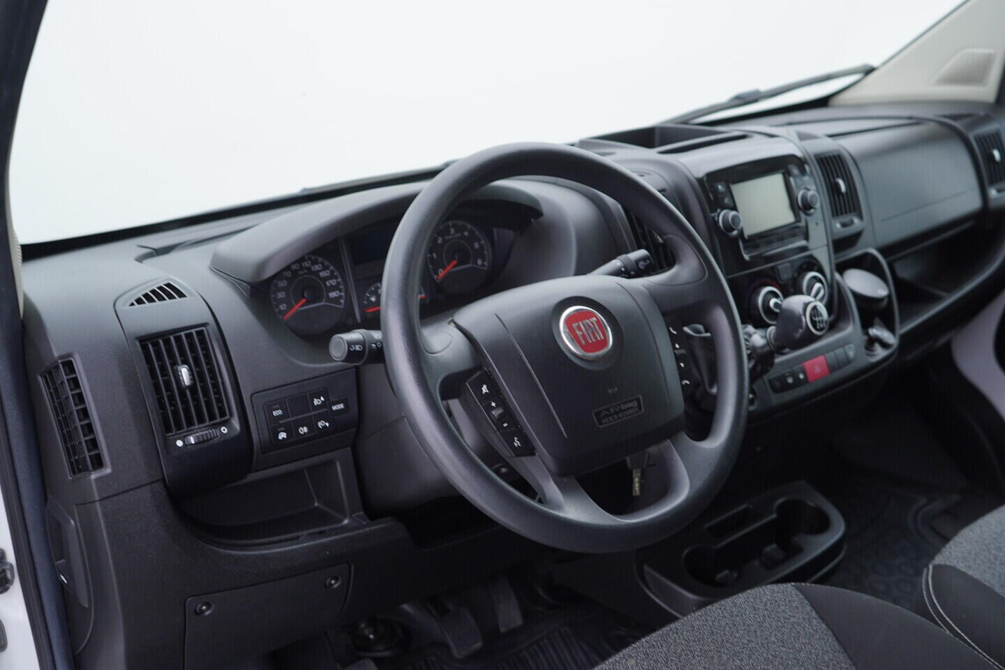 OV190V11127_21.webp_DUCATO  2.3 2.3 140 103 kW manuál, DPH