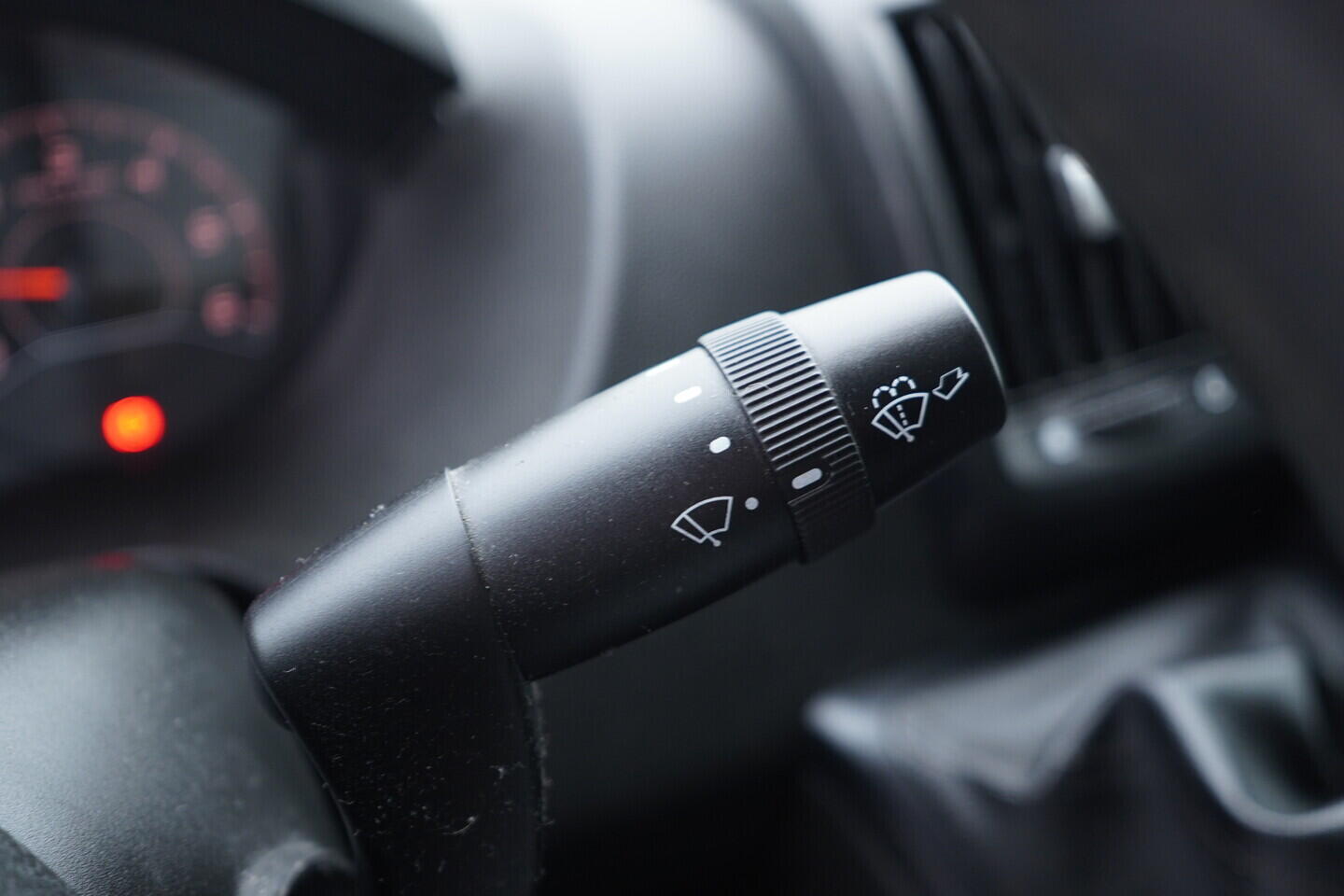 OV190V11127_24.webp_DUCATO  2.3 2.3 140 103 kW manuál, DPH