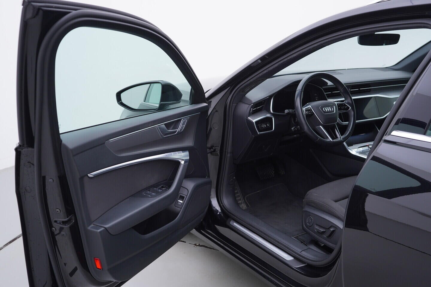 OV190V11128_18.webp_A6 AVANT  3.0 TDI 210 kW automat, DPH