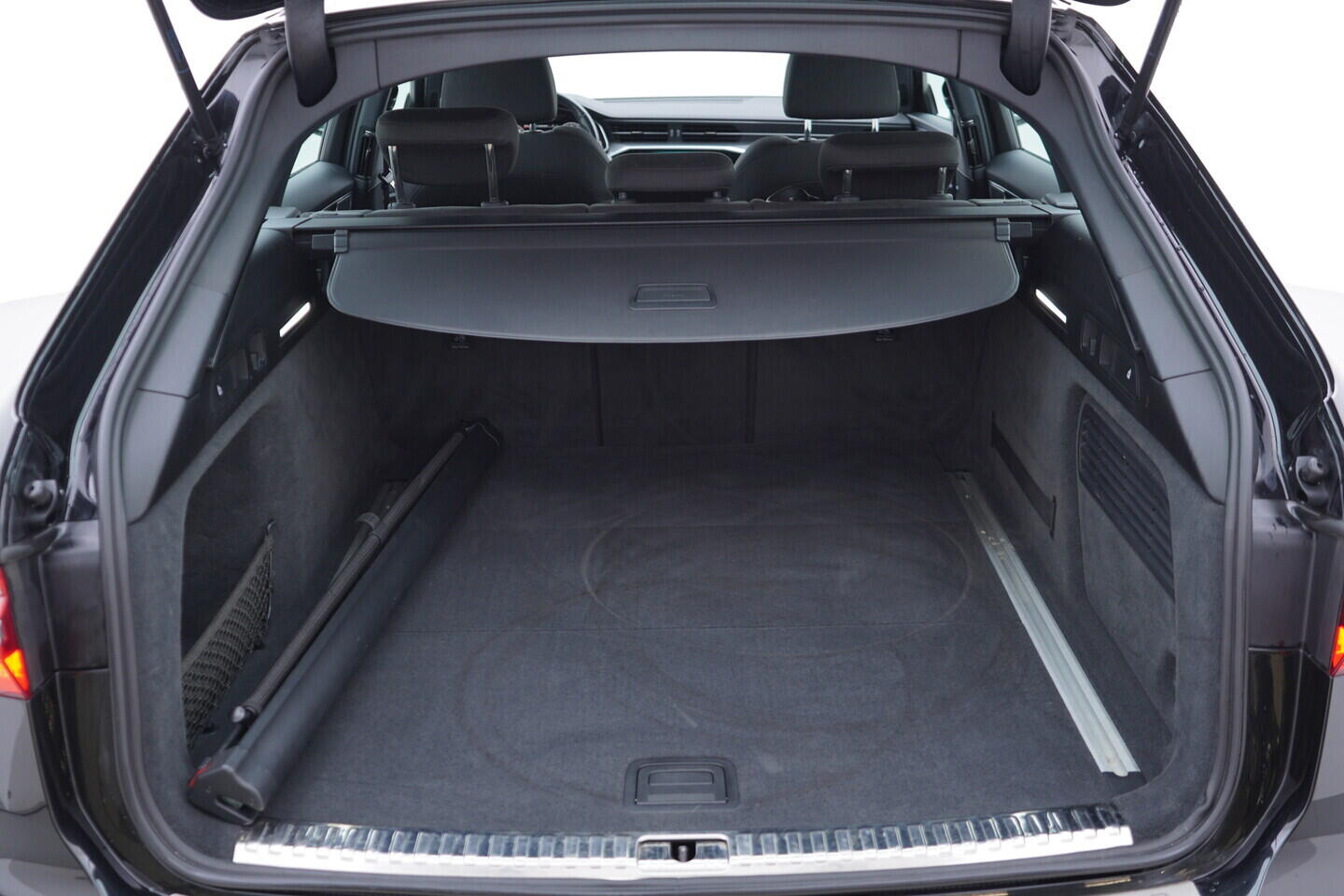 OV190V11128_42.webp_A6 AVANT  3.0 TDI 210 kW automat, DPH