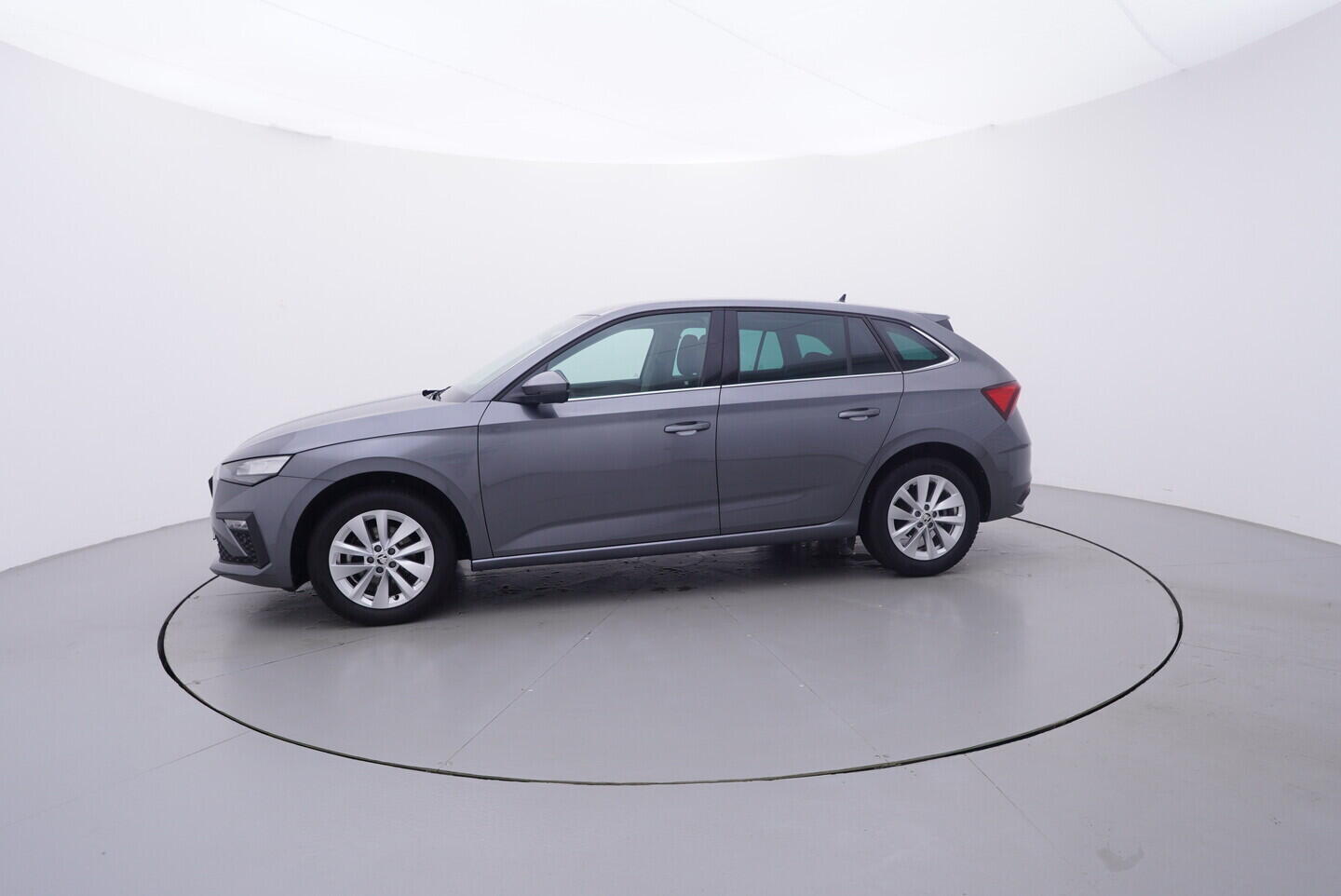 OV190V11129_11.webp_SCALA Top Selection 1.0 TSI 85 kW automat, DPH