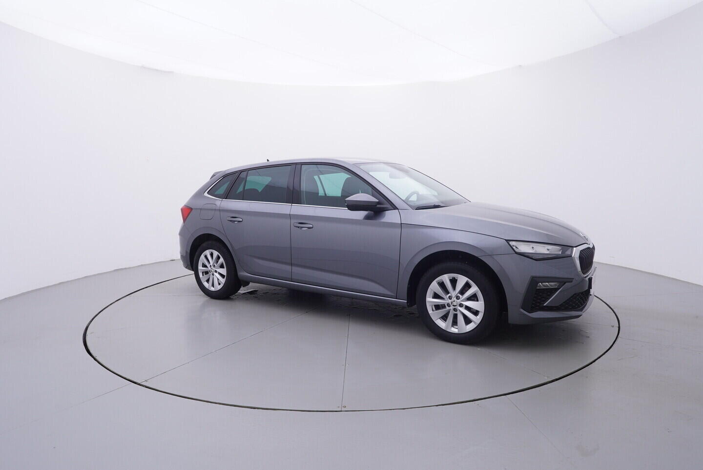 OV190V11129_16.webp_SCALA Top Selection 1.0 TSI 85 kW automat, DPH