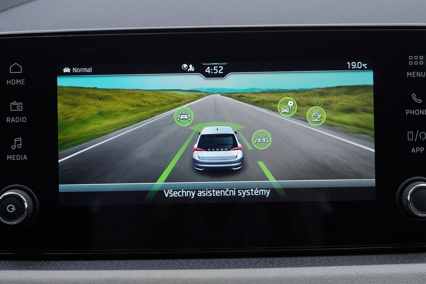 OV190V11129_28.webp_SCALA Top Selection 1.0 TSI 85 kW automat, DPH