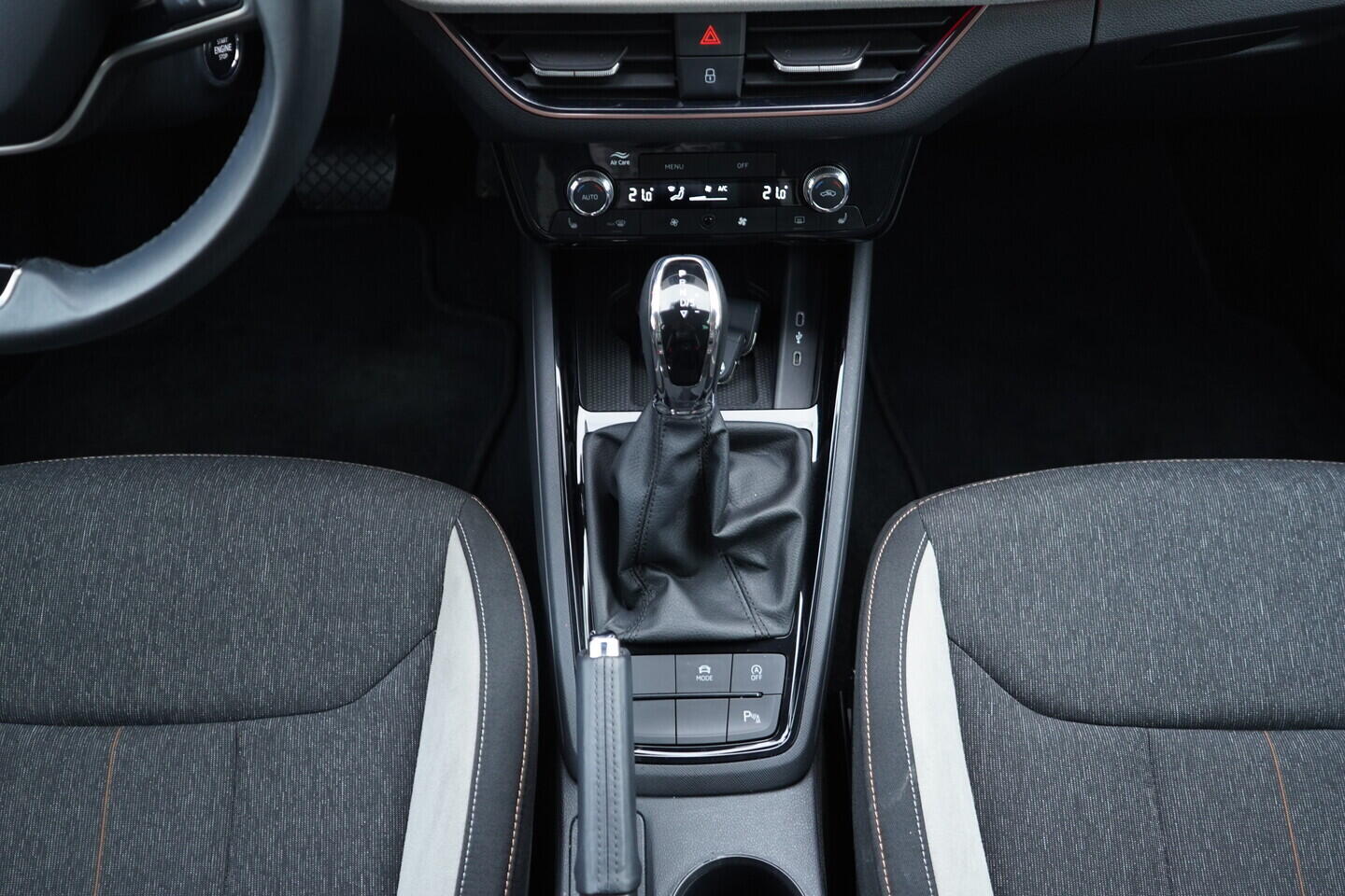 OV190V11129_32.webp_SCALA Top Selection 1.0 TSI 85 kW automat, DPH