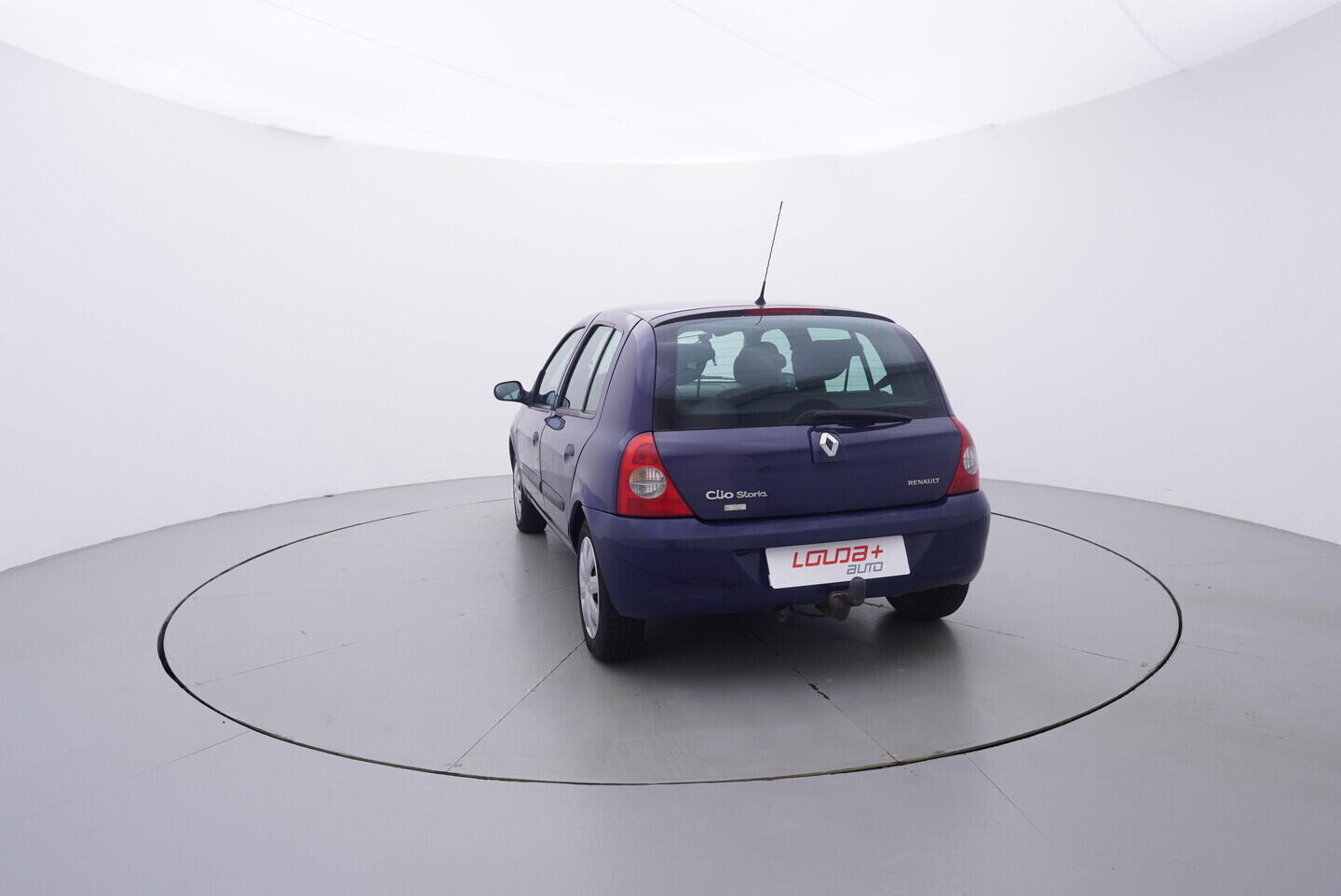 OV190V11131_13.webp_CLIO  1.1 1.2 8V 43 kW manuál