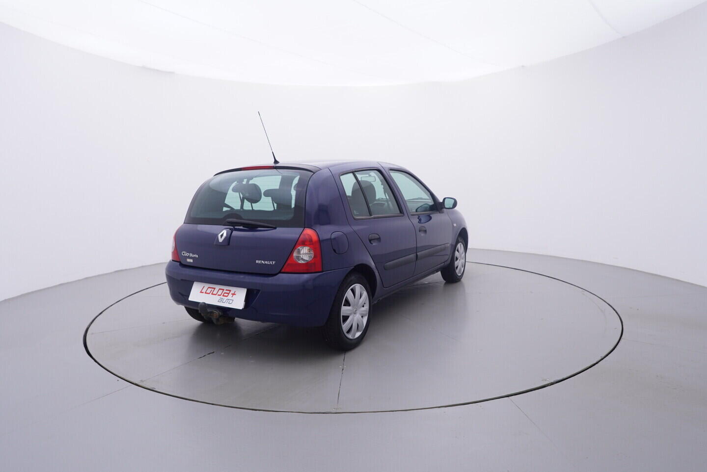 OV190V11131_14.webp_CLIO  1.1 1.2 8V 43 kW manuál