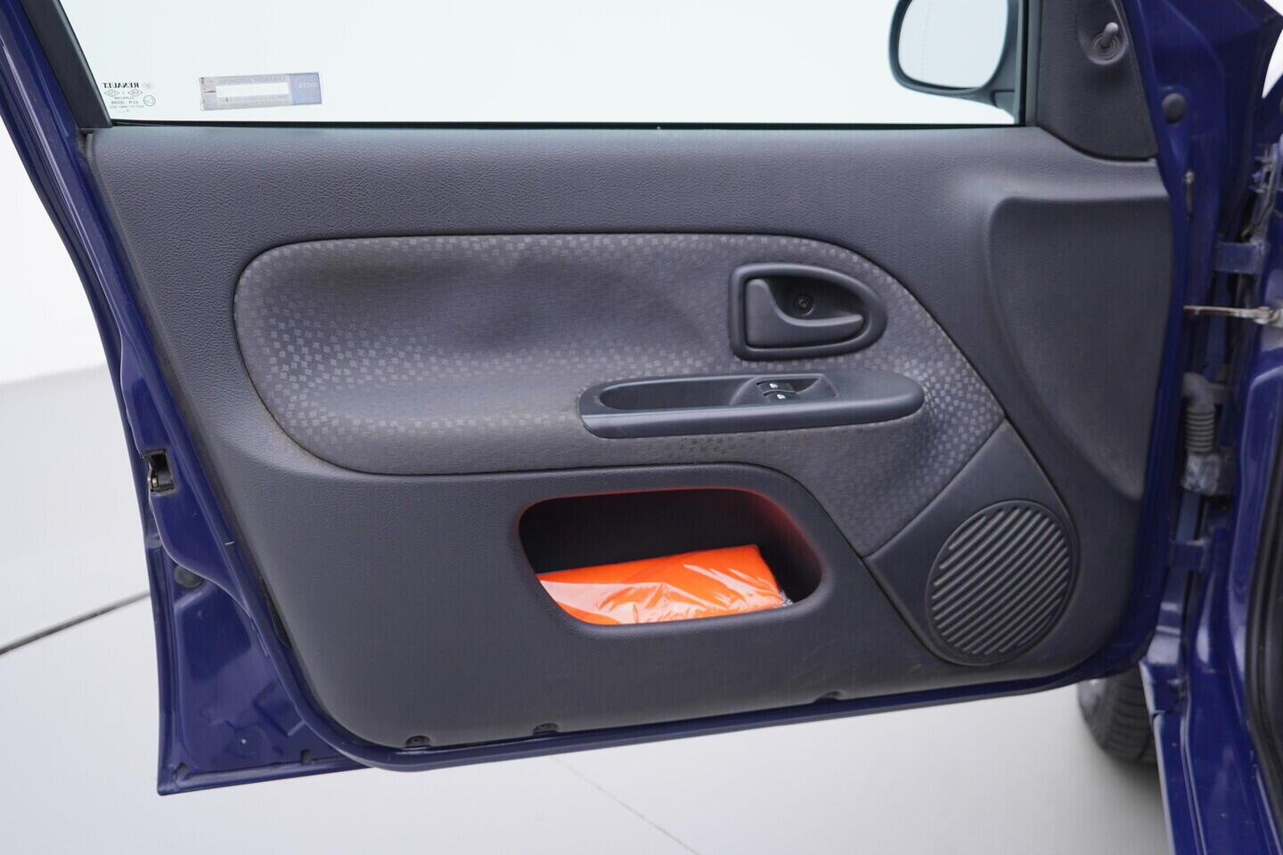 OV190V11131_19.webp_CLIO  1.1 1.2 8V 43 kW manuál