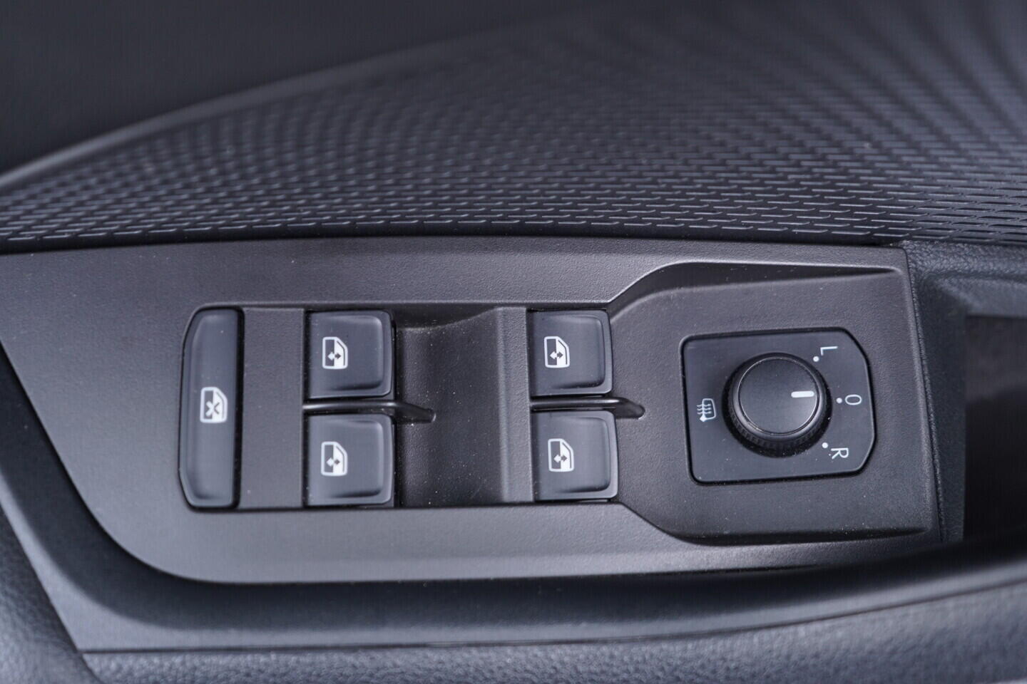 OV190V11133_20.webp_OCTAVIA Ambition 2.0 TDI 85 kW manuál, DPH