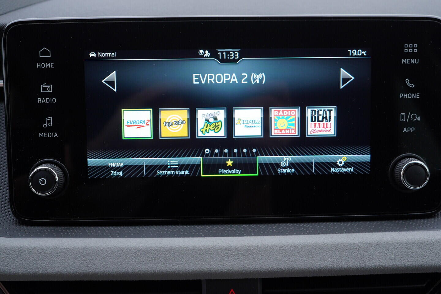 OV190V11136_27.webp_SCALA  1.0 TSI 85 kW manuál, DPH