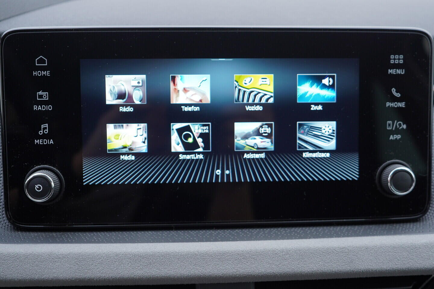 OV190V11136_28.webp_SCALA  1.0 TSI 85 kW manuál, DPH