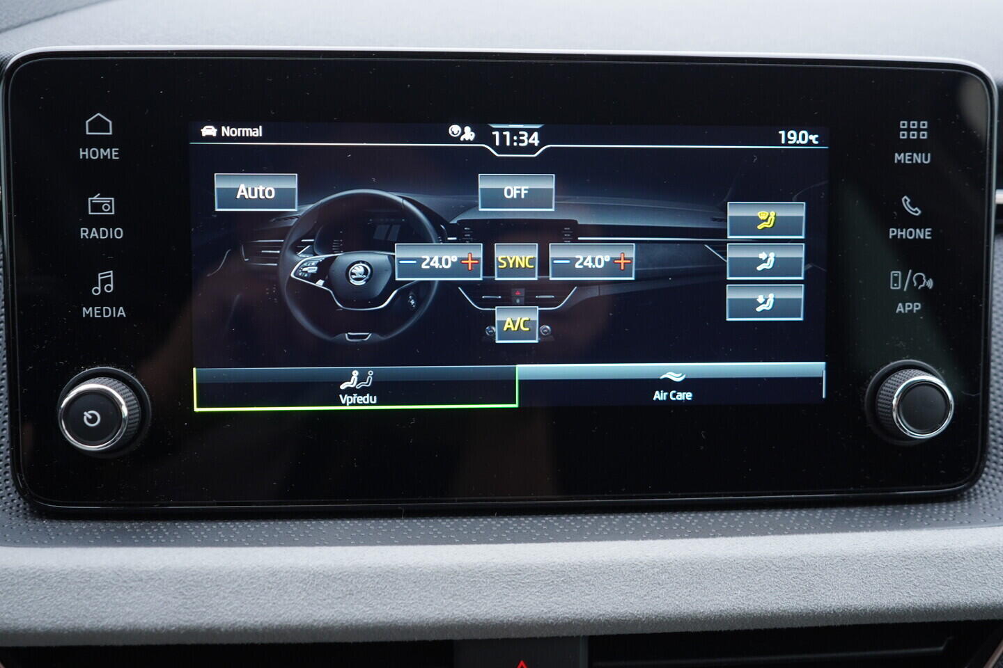OV190V11136_31.webp_SCALA  1.0 TSI 85 kW manuál, DPH