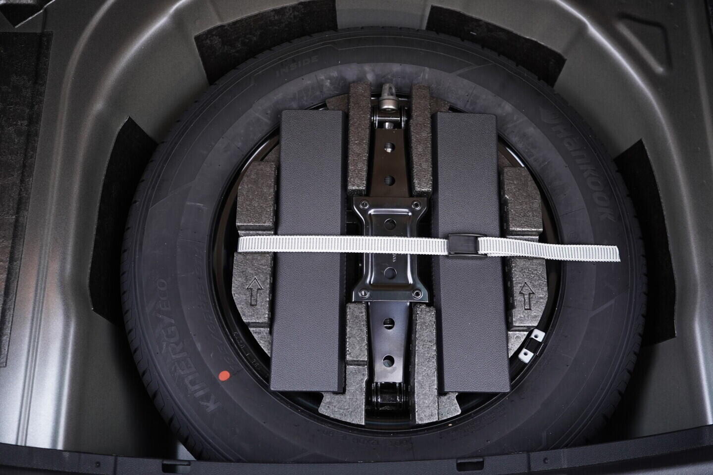 OV190V11136_40.webp_SCALA  1.0 TSI 85 kW manuál, DPH