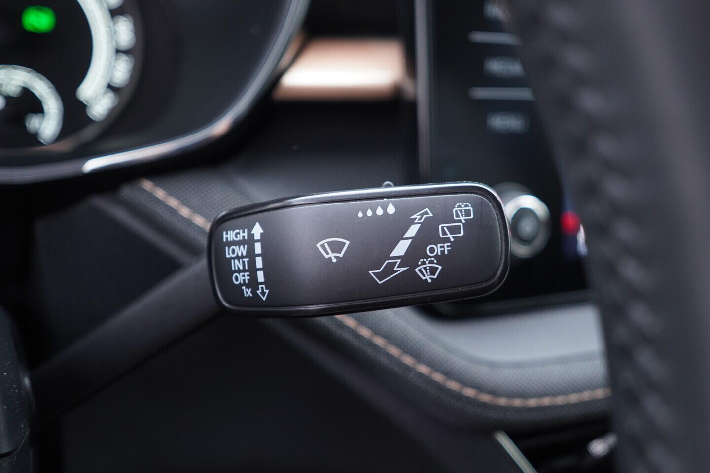 OV190V11138_24.webp_FABIA Style 1.0 TSI 81 kW automat