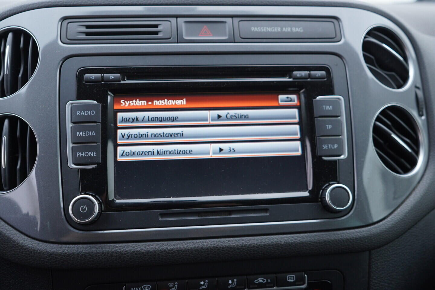 OV190V11141_32.webp_TIGUAN  2.0 TDI 103 kW manuál